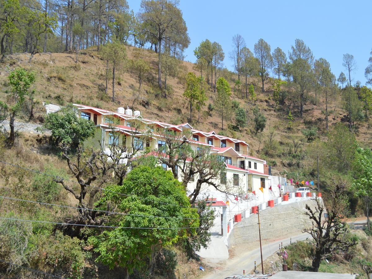 The Rock Heaven Resort Lansdowne Dış mekan fotoğraf