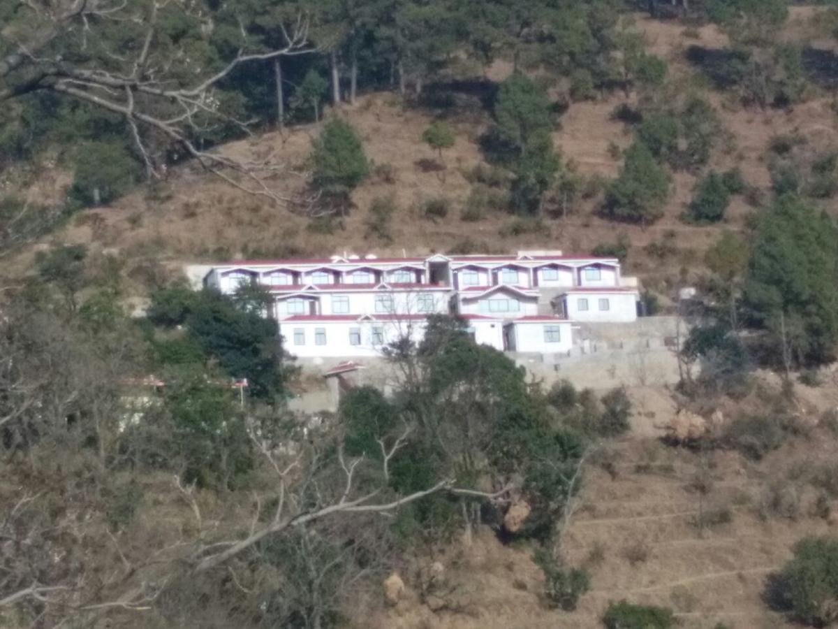 The Rock Heaven Resort Lansdowne Dış mekan fotoğraf
