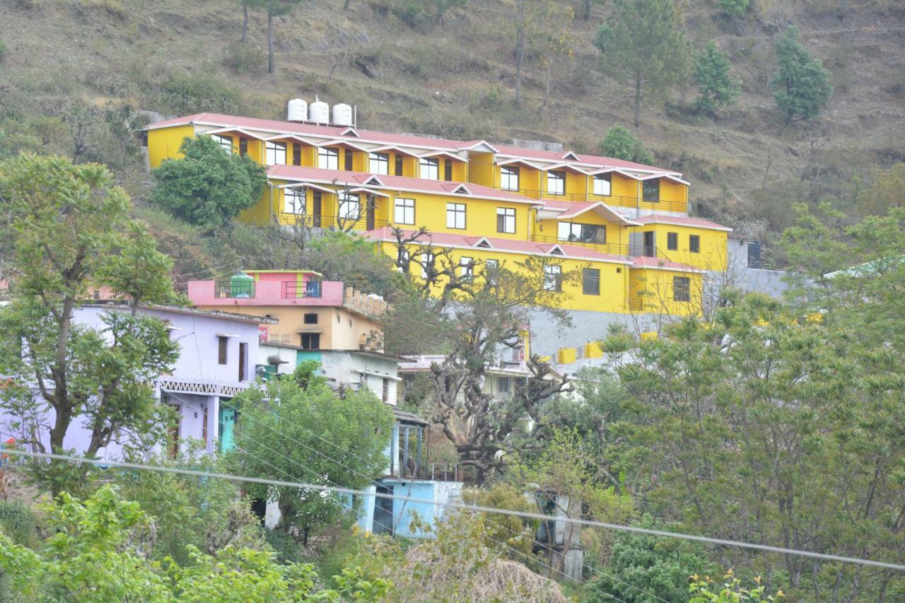 The Rock Heaven Resort Lansdowne Dış mekan fotoğraf
